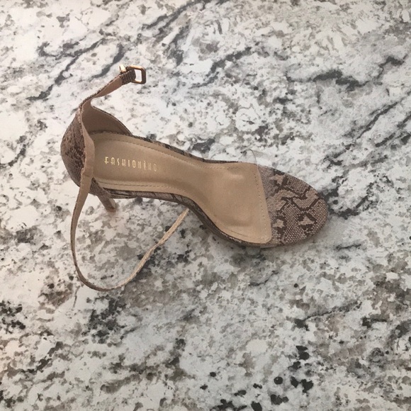 Heels - Picture 2 of 2